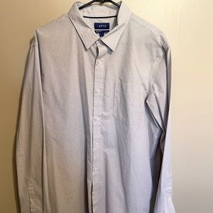 Apt 9 mens dress shirt (no iron)